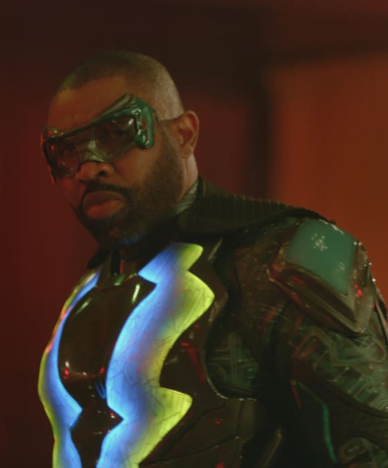 Club Brawl - Black Lightning Season 2 Episode 8