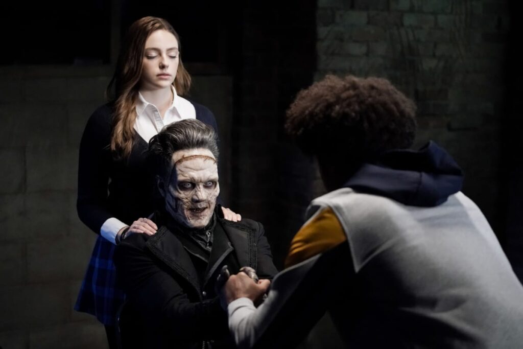 Hope Is Over the Necromancer - Legacies Season 1 Episode 7