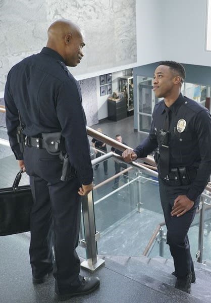 Jackson Runs Into His Father - The Rookie Season 1 Episode 8