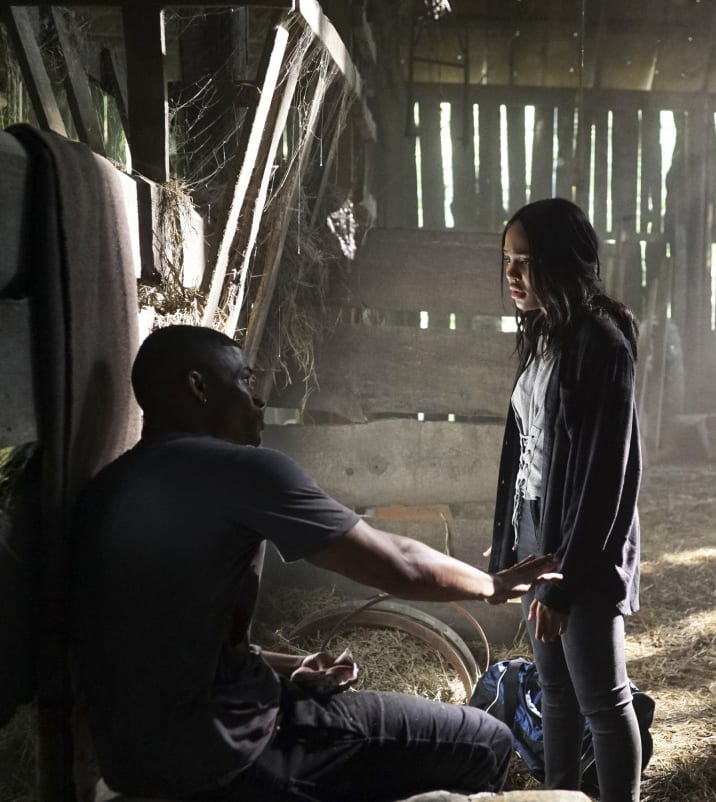 Life or Death - Black Lightning Season 2 Episode 9