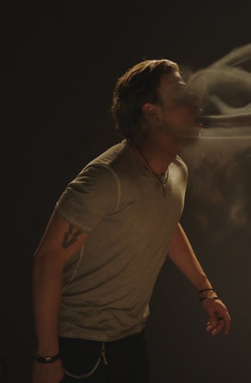 Manfred Eats Another Ghost - Midnight, Texas Season 2 Episode 5