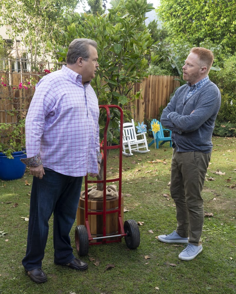 Mitch and Cam Garden - Modern Family
