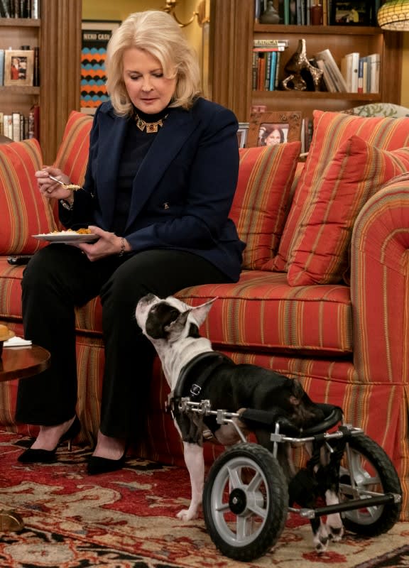 Murphy and Her New Dog - Tall - Murphy Brown Season 11 Episode 11