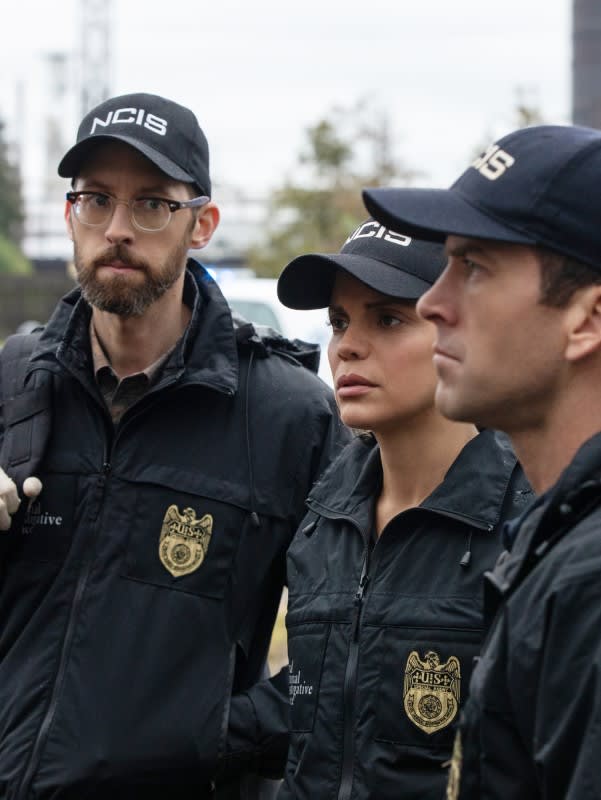 Avenging a Death - Tall - NCIS: New Orleans Season 5 Episode 11