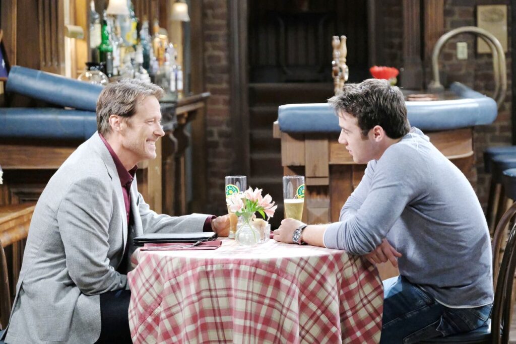 Bonding With the Son He Can't Remember - Days of Our Lives