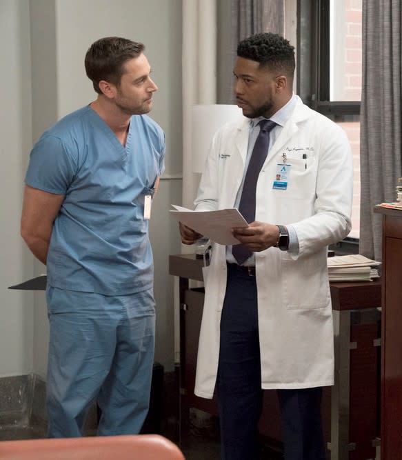 Can You Help? - Tall - New Amsterdam Season 1 Episode 11