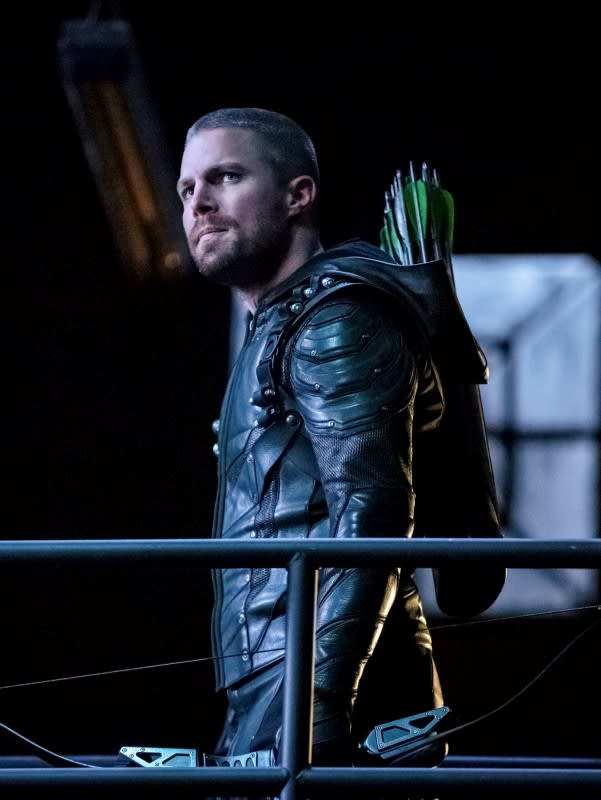 Oliver on the Move - Arrow Season 7 Episode 11