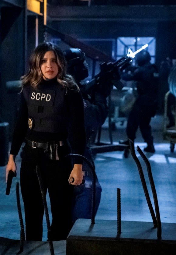 Saving the World - Arrow Season 7 Episode 11
