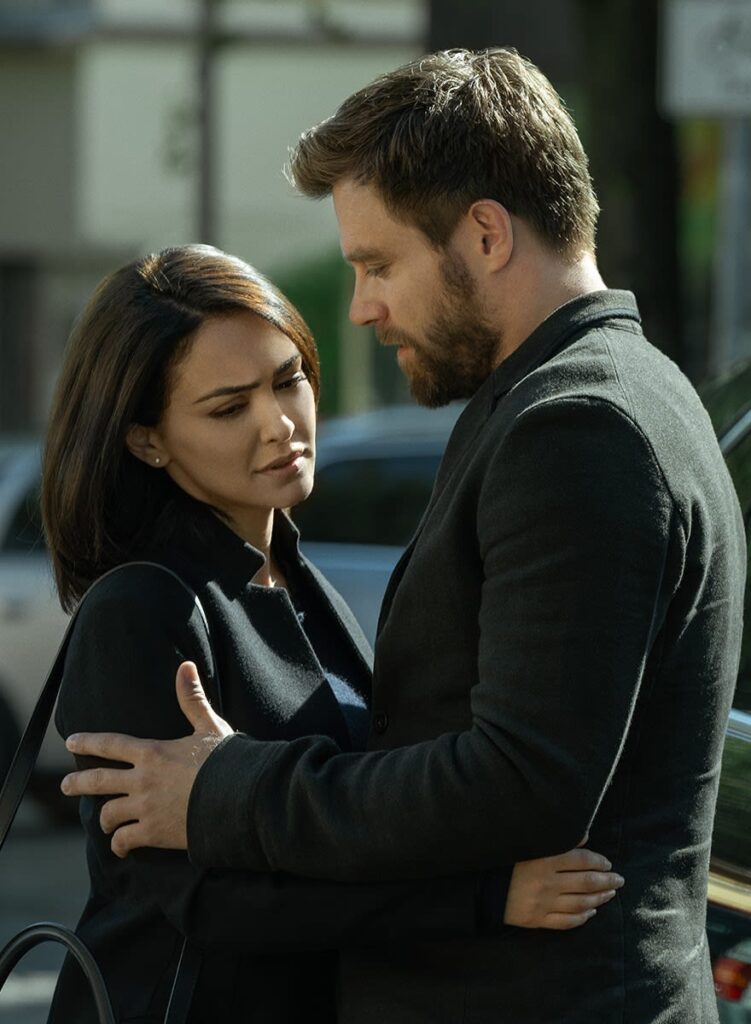 Spencer Flatters Clare - Counterpart Season 2 Episode 7
