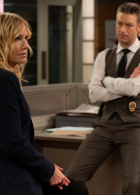 Rollins and Carisi Disagree - Law & Order: SVU Season 20 Episode 15
