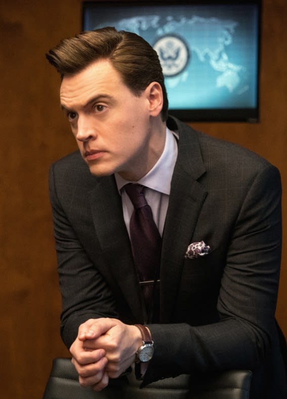 Blake Tries to Think - Madam Secretary Season 5 Episode 17