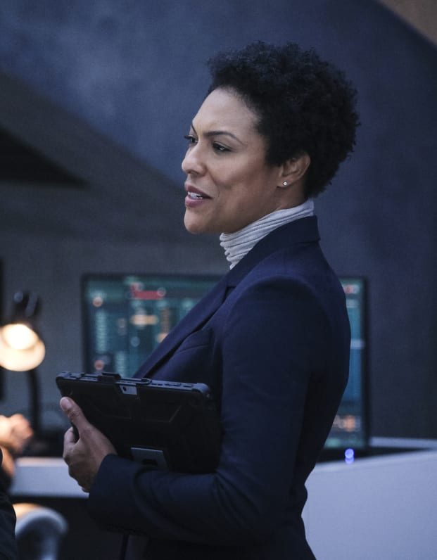 Confounding - Supergirl Season 4 Episode 14