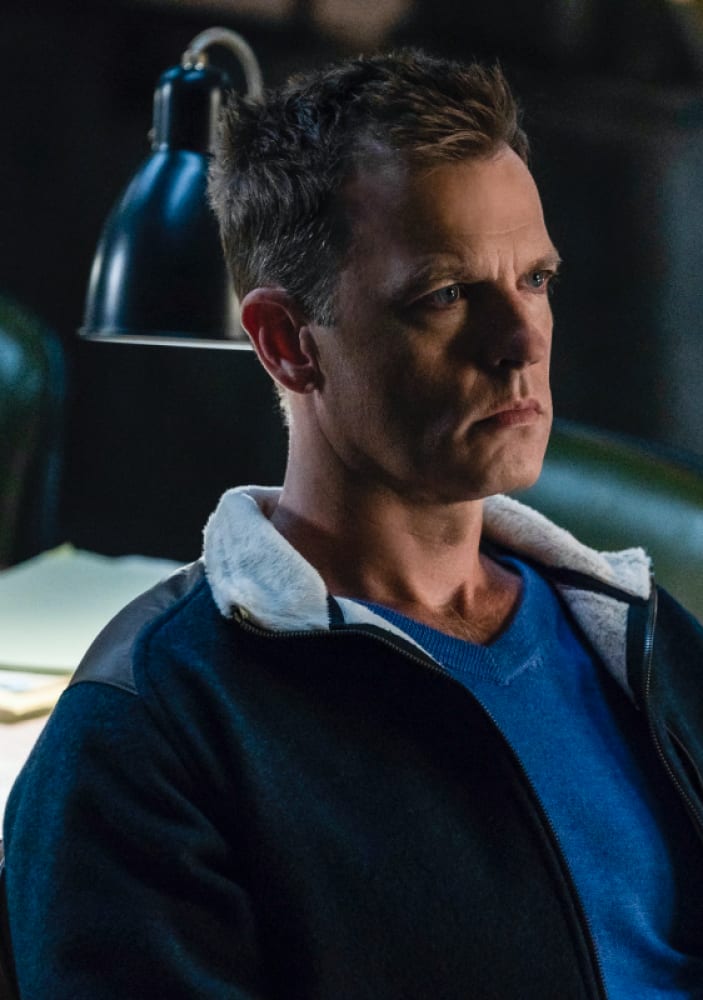 Manes is Caught - Roswell, New Mexico Season 1 Episode 8