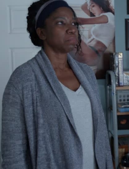 Sandra's Pain - Tall - Good Trouble Season 1 Episode 11