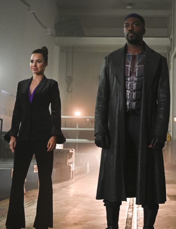 The Elite - Supergirl Season 4 Episode 13