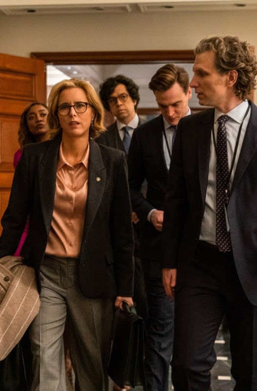 The Staff Walks In - Madam Secretary Season 5 Episode 16