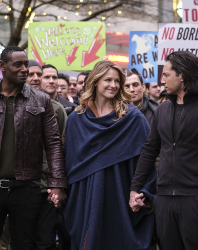 Worried For Everyone's Safety - Tall - Supergirl Season 4 Episode 14