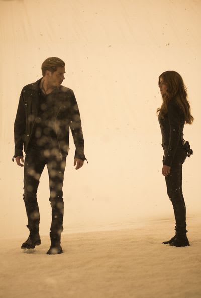 Don't Let Him In - Shadowhunters Season 3 Episode 18