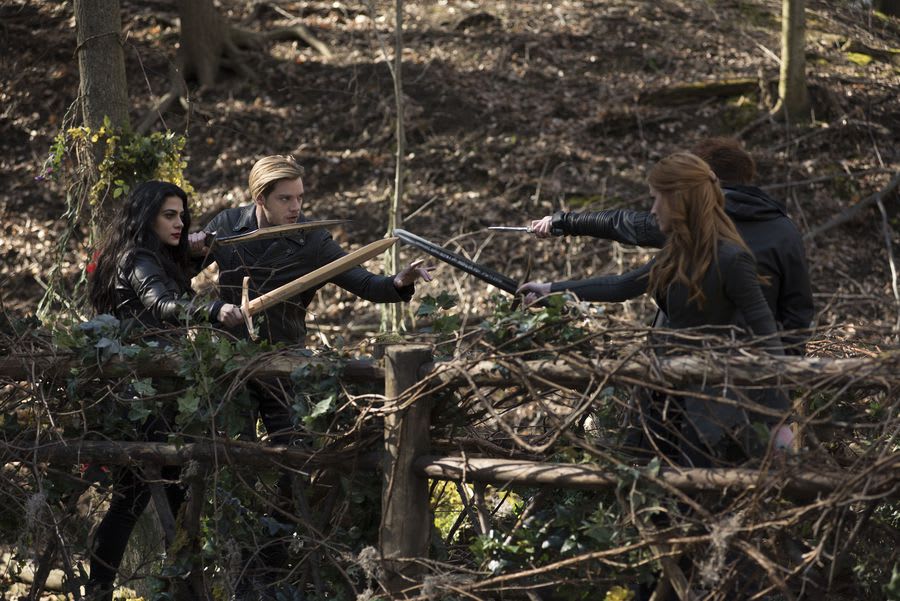 Friend or Foe - Shadowhunters Season 3 Episode 20