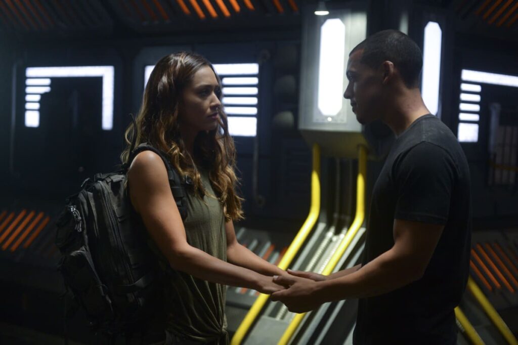Raven and Zeke Together - The 100 Season 6 Episode 1