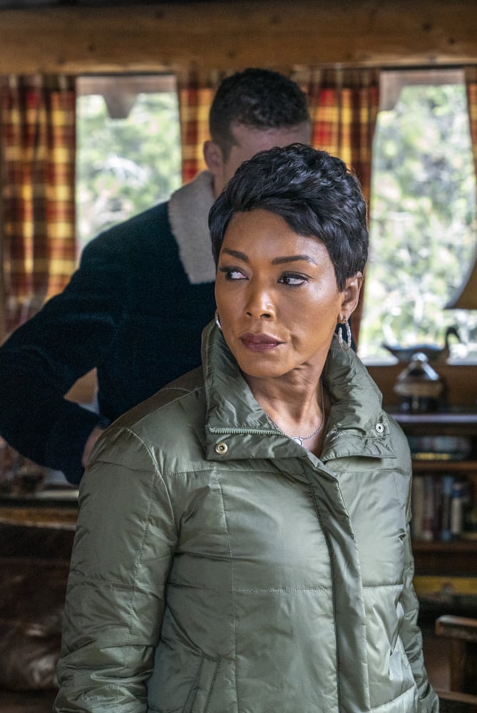 Setting Out - 9-1-1 Season 2 Episode 13