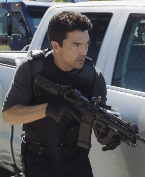 Stalking a Killer - Hawaii Five-0 Season 9 Episode 22