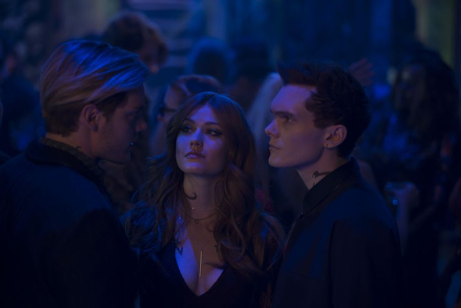 Unlikely Trio - Shadowhunters Season 3 Episode 19