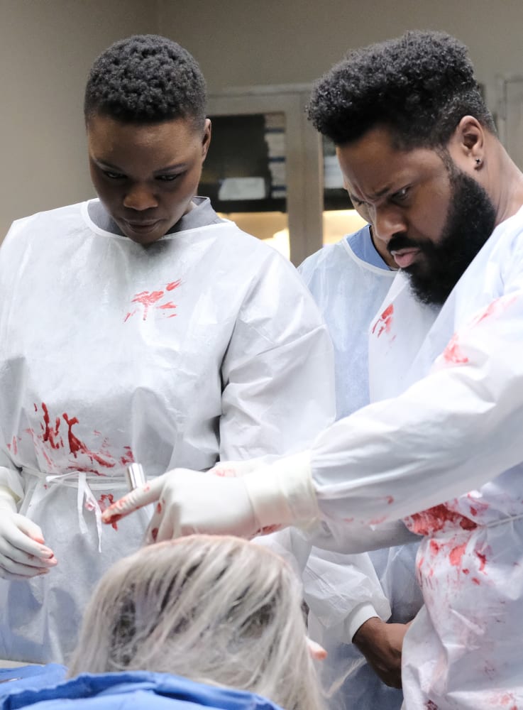 Bloody Valentine's Day - Tall - The Resident Season 2 Episode 14