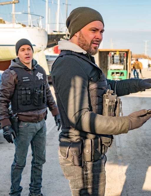Have You Seen This Guy? - Chicago PD Season 6 Episode 21