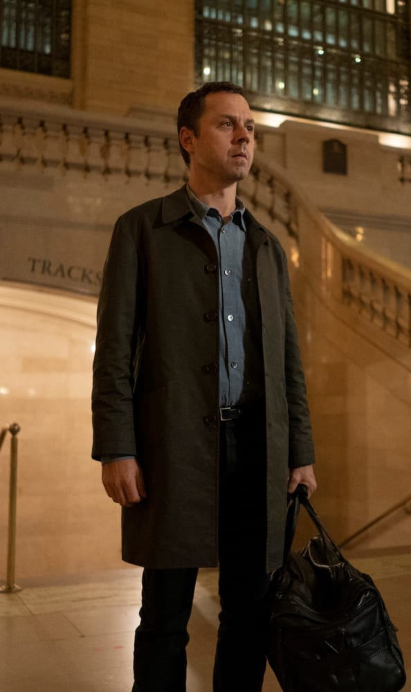 Marius Arrives in New York - Sneaky Pete