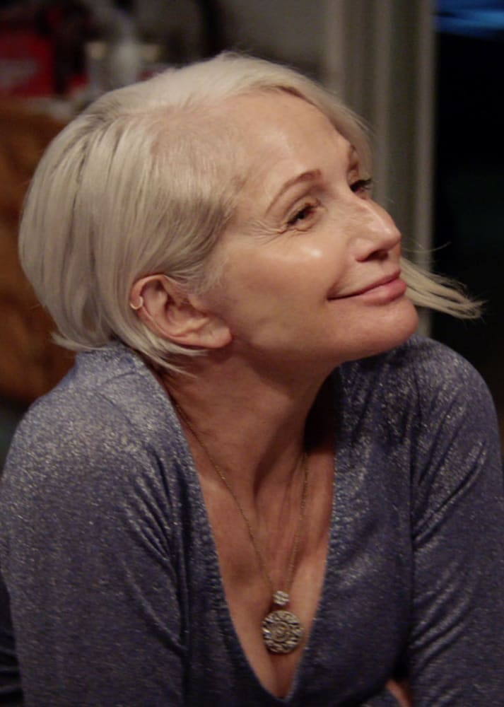Smurf Wants to Party - Animal Kingdom Season 4 Episode 4