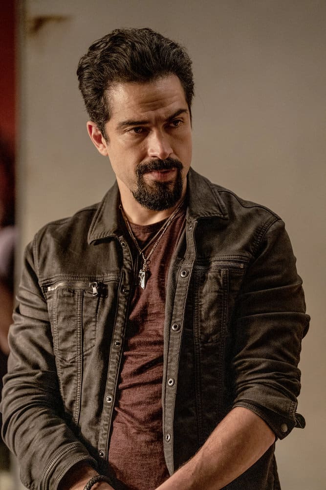 Considering His Options - Queen of the South Season 4 Episode 5