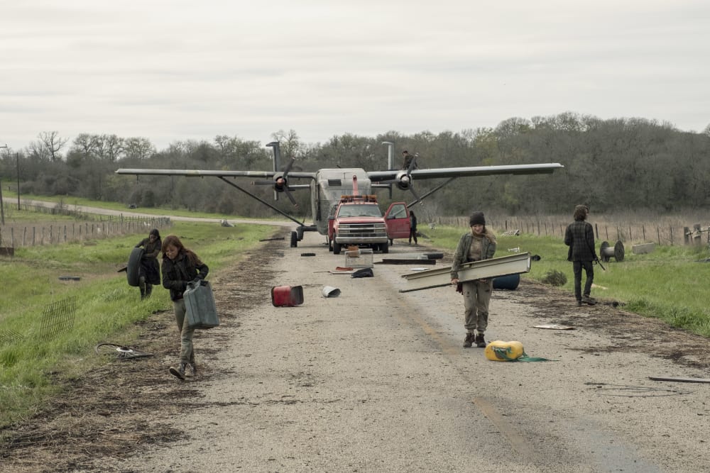 Operation Flee Radiation - Fear the Walking Dead Season 5 Episode 8