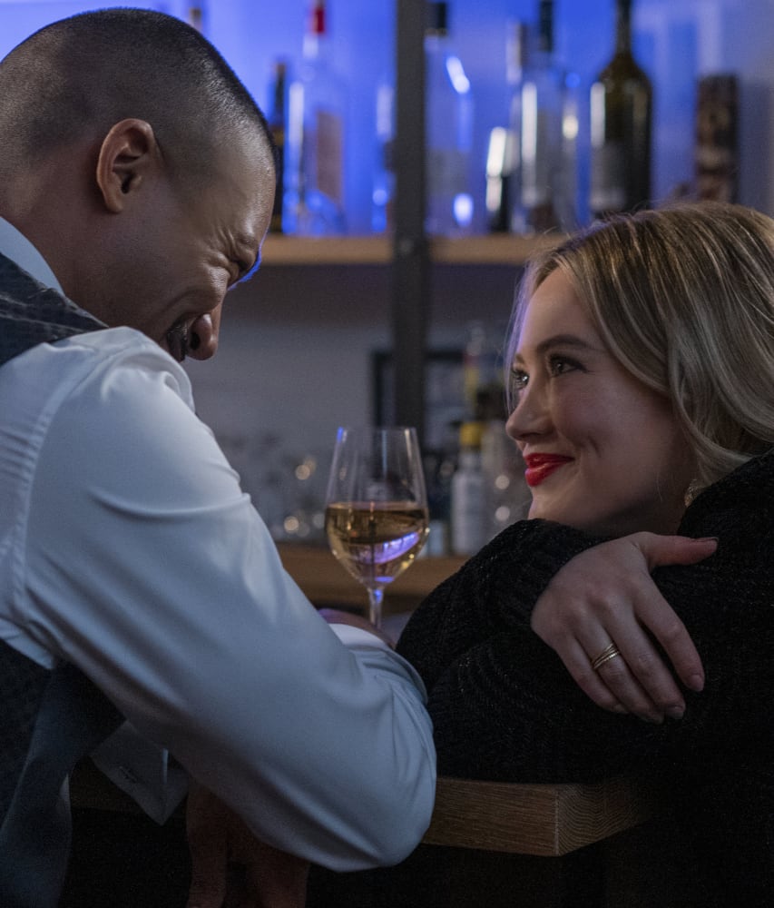Publisher and Editor  - Younger Season 6 Episode 6