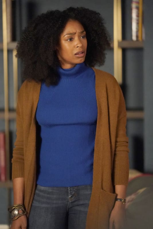 Angela's Latest Complaint - Tall - Pearson Season 1 Episode 8