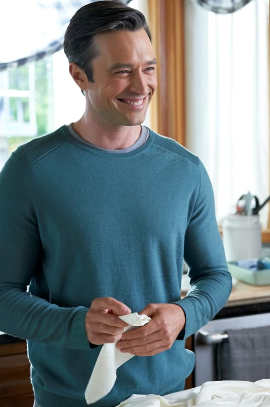 David Grins - Chesapeake Shores Season 4 Episode 5