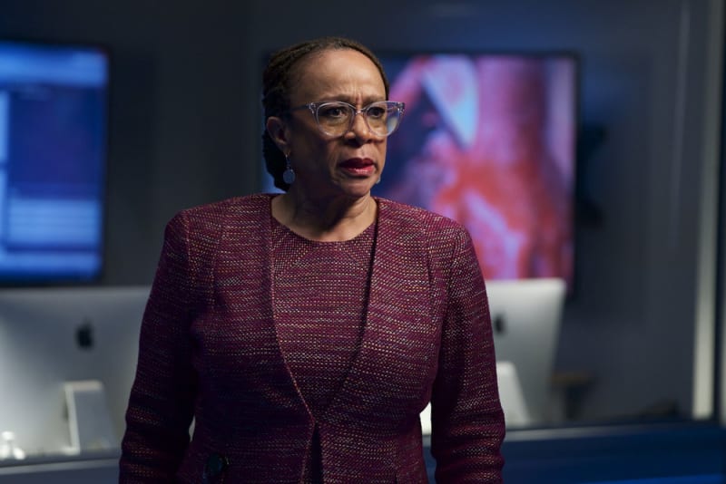 Sharon Handles a Crisis - Chicago Med Season 5 Episode 1