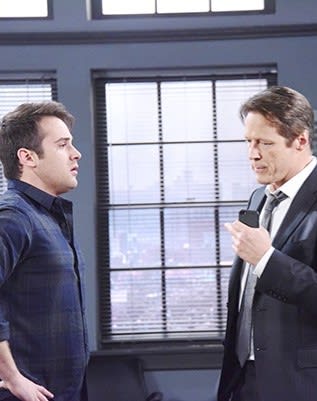(TALL) Jack and JJ Team Up - Days of Our Lives