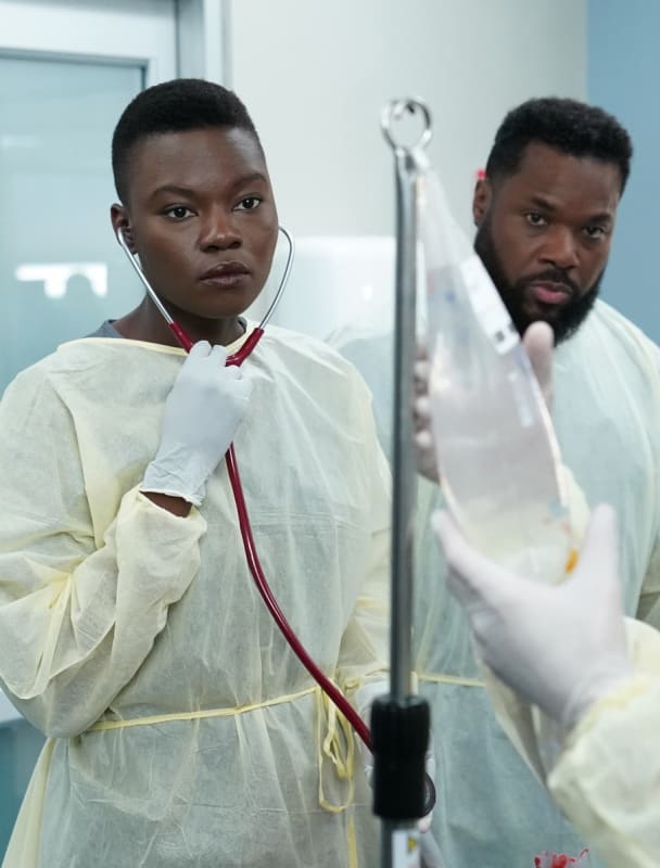 Teaming Up to Save Lives -Tall - The Resident Season 3 Episode 1