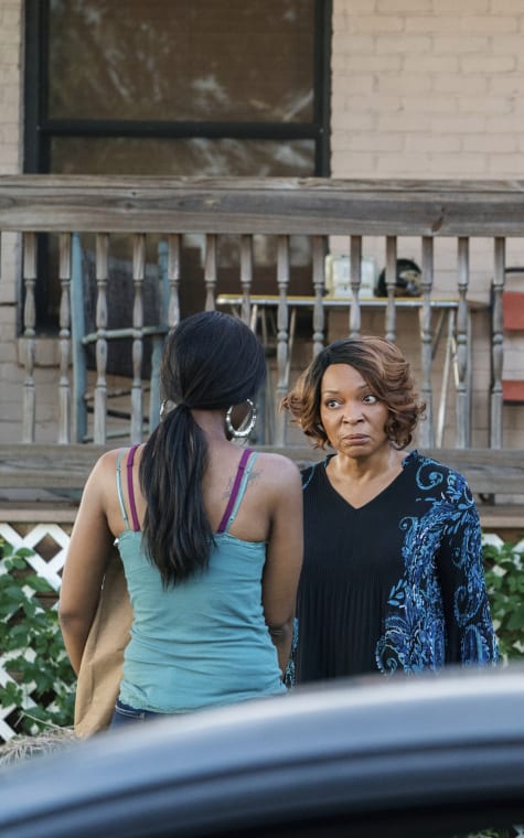 Violet Meets Someone She Recognizes - Queen Sugar Season 4 Episode 12