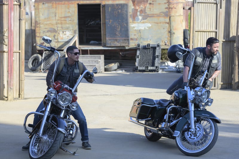 Brotherly Bond  - Mayans M.C. Season 2 Episode 5