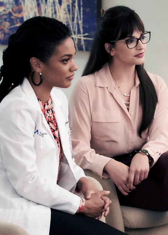 Conflicting Opinions - Tall - New Amsterdam Season 2 Episode 2