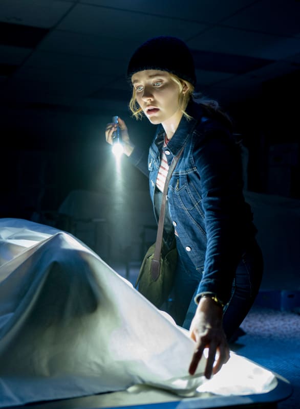 Investigating - Nancy Drew Season 1 Episode 2