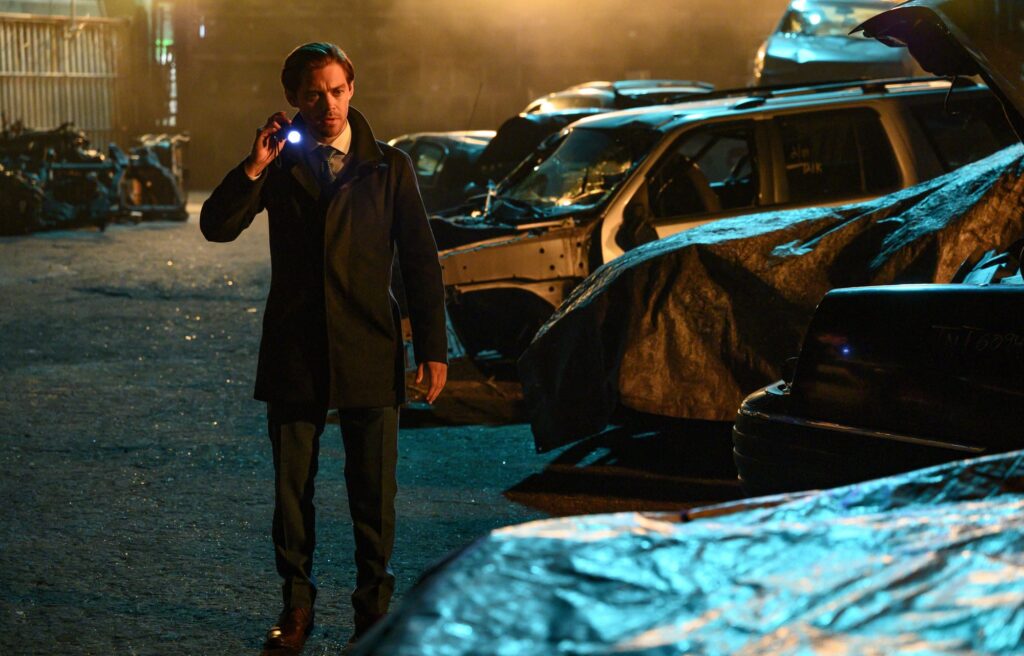 Lone Investigator  - Prodigal Son Season 1 Episode 6