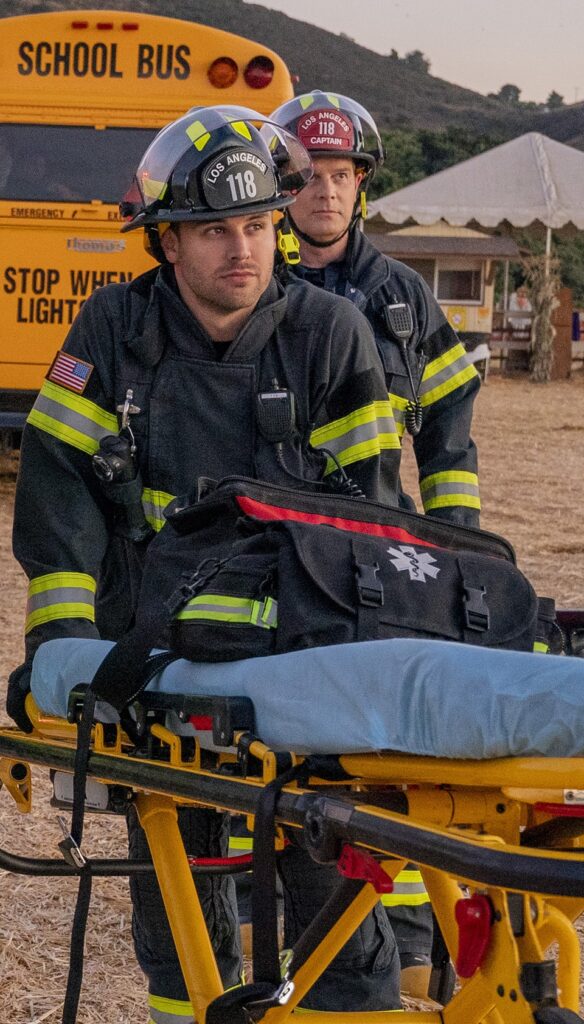 Ready To Help - 9-1-1 Season 3 Episode 6