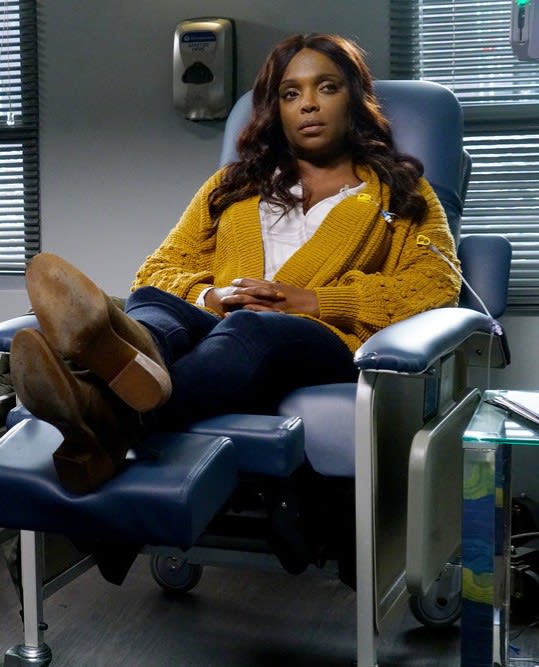 (TALL) Rumors Spread About Maggie - Chicago Med Season 5 Episode 5