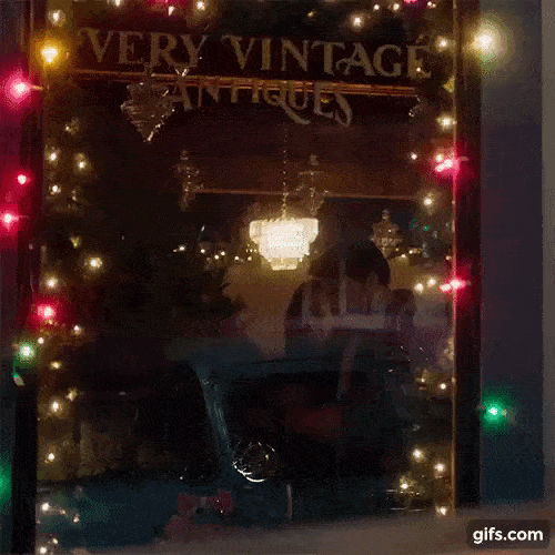 Decorating the Tree - Very Vintage