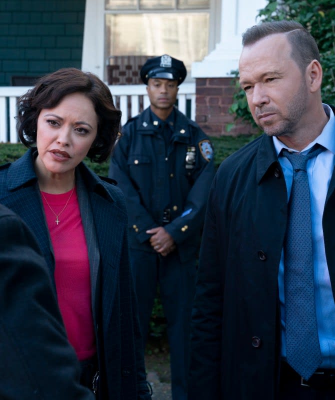 Investigating a Penpal Murder - Blue Bloods Season 10 Episode 6