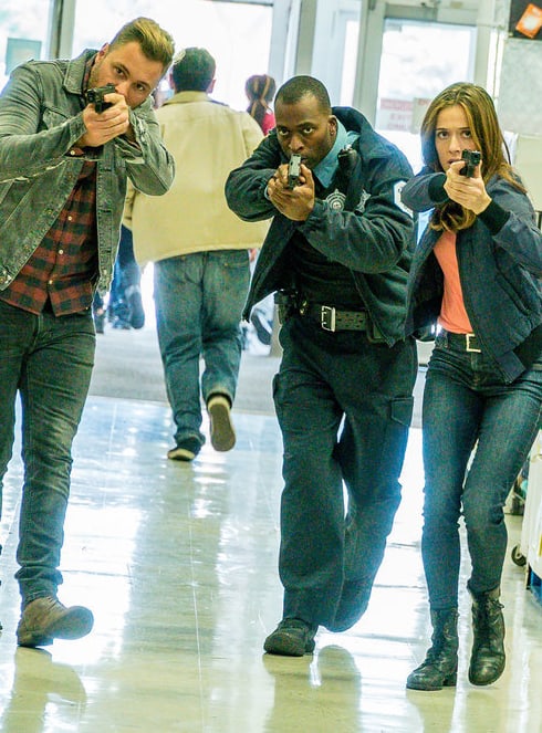 Working Together - Chicago PD Season 7 Episode 8