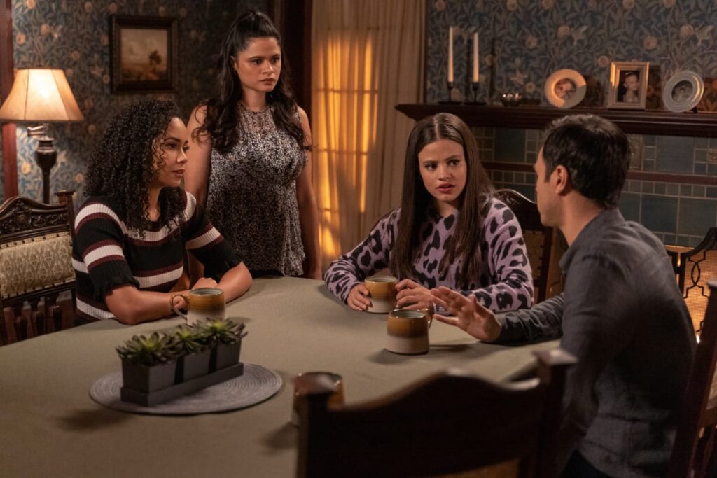 A Life-Changing Decision - Charmed (2018)